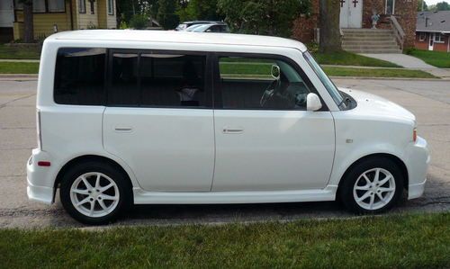 2006 scion xb only 47,800 certified miles very clean automatic clear title