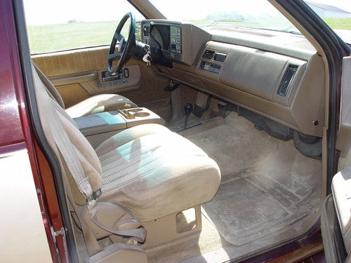 Sell used 1992 GMC / CHEVY / CHEVROLET SUBURBAN 4X4 4WD ... Sell used 1992 GMC / CHEVY / CHEVROLET SUBURBAN 4X4 4WD ...