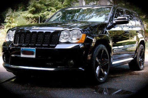 Sell used 2008 Jeep Grand Cherokee SRT8 ONLY 34,600 Miles