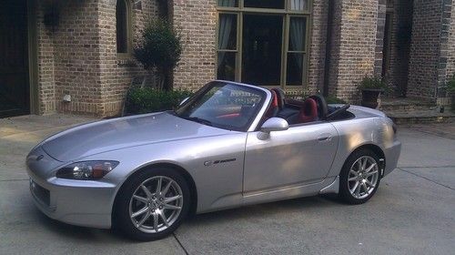 2005 honda s2000 convertible 6 speed: ap2 immaculate condition