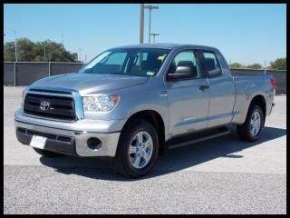 12 tundra double cab 5.7 running boards bedliner tow alloys aux priced to sell