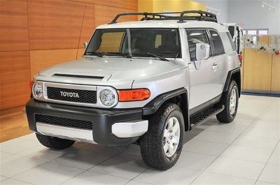 2007 fj cruiser priced to sell and no reserve!!!