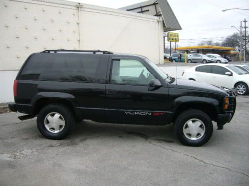 Sell used 1996 GMC Yukon SLT 2-Door 5.7L 4x4 / NO Reserve ...