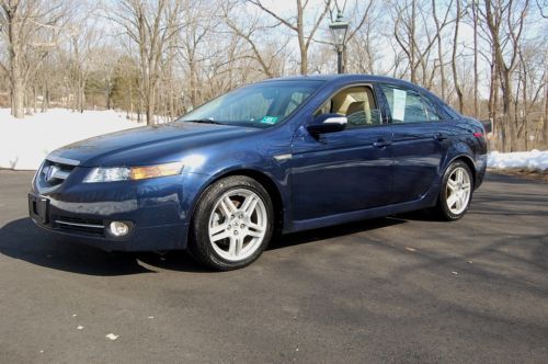 One owner..clean 2007 acura tl 4dr sedan, leather, moonroof, priced to sell, cd