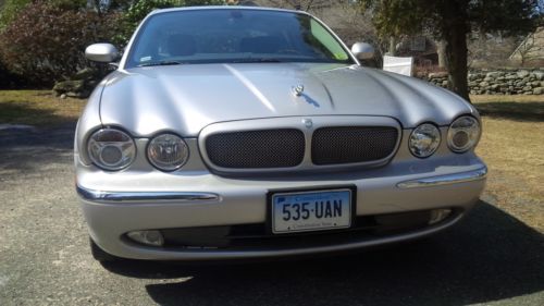 2005 jaguar xjr base sedan 4-door 4.2l
