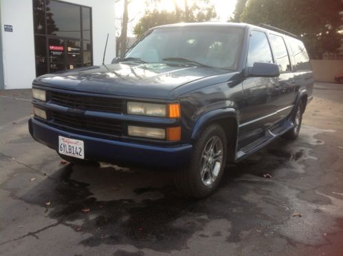1995 chevy chevrolet suburban 1500 blue 3rd row seat leather seats tinted v8 suv