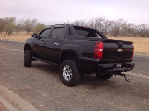 Sell used 2009 Chevrolet Avalanche LTZ LIFTED and LOADED ... Sell used 2009 Chevrolet Avalanche LTZ LIFTED and LOADED ...