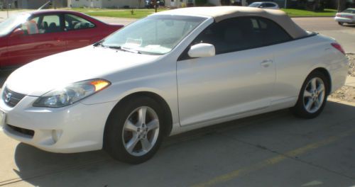 Sell Used 2006 Toyota Solara Sle Convertible White With Tan