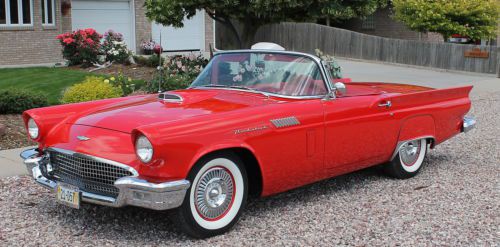 Beautiful classic 1957 thunderbird convertible, don&#039;t miss out on this one!