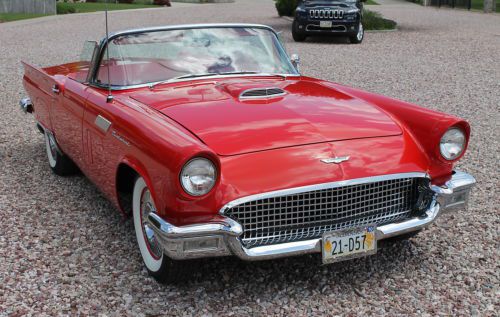 Beautiful Classic 1957 Thunderbird Convertible, don't miss out on this one!, US $45,000.00, image 11