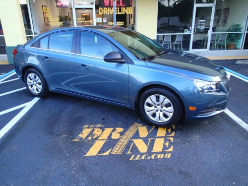 2012 chevrolet cruze ls - only 25,847 miles!!! like new! warranty included!