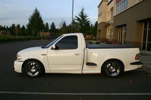 2002 ford f-150 svt lightning supercharged excellent condition rare