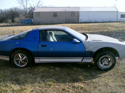 1985 trans am, 5speed, t-tops , overhead console,not camaro 86,87,88,89,90,91,92
