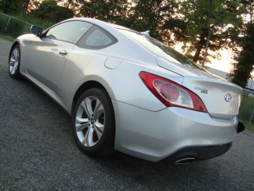 Sell used Hyundai Genesis CP Salvage Rebuildable ...
