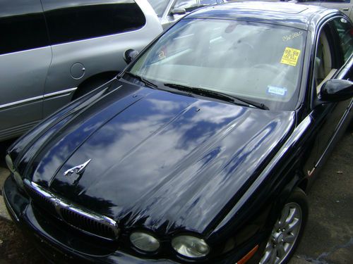 2003 jaguar xtype clear title it has bad transmition