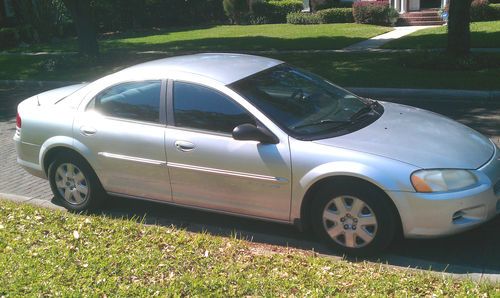 2001 dodge stratus se 4 door sedan silver clean in &amp; out - a/c no reserve nice