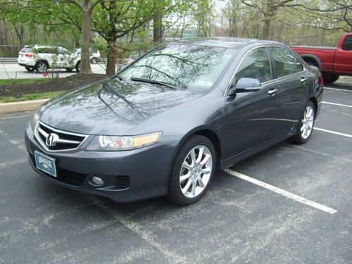 07' tsx navigation, one owner, always garaged, heated seats, non smoker, no pets