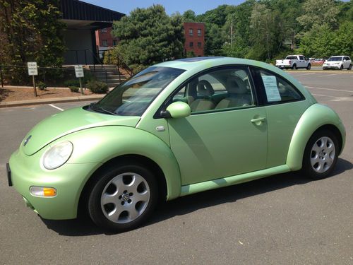 2002 vw beetle * low miles * 5-speed  * 1.8 turbo * clean carfax no reserve