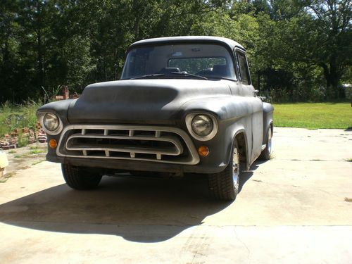 1957 chevy 3100 1/2 ton shortbed pickup truck