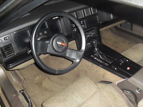 1984 CORVETTE CAR LOW MILES AUTOMATIC ADULT OWN NICE CAR VERY LOW PRICE TO MOVE, US $5,600.00, image 4