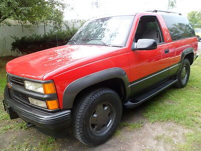 1996 chevrolet tahoe1500 sport 4x4 98,273 miles 5.7liter 8cyl w/airconditioning