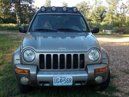 2003 jeep liberty renegade w/less than 100k miles!!