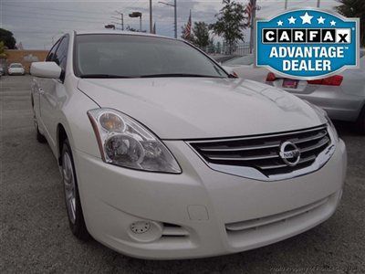 2011 altima s white florida car carfax certified looks and runs like new