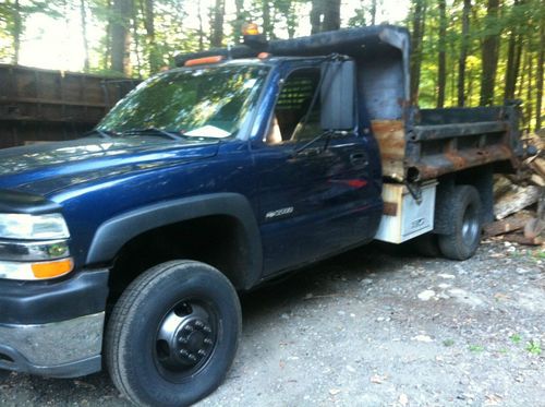 2002 chevy 3500 mason dump central hydraulics 6 speed only 62k!