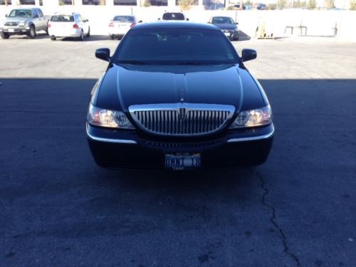 Low miles lincoln towncar l series