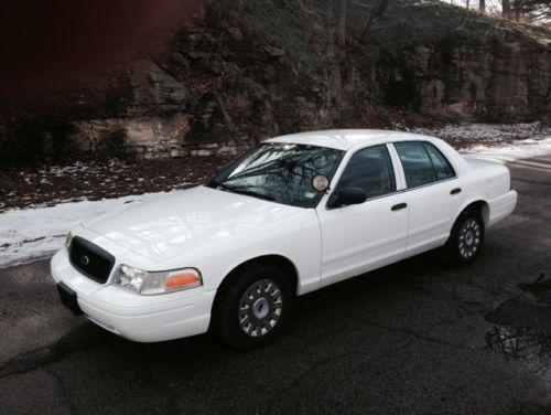 2005 ford crown victoria