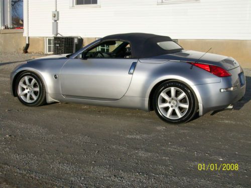 2004 nissan 350z convertible, low miles, mobile sunbathing at it&#039;s fines !!!!!