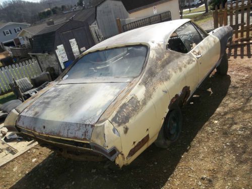 Sell Used 1968 Chevelle 2 Dr Factory 327 Bench Seat 4 Spd 12 Bolt