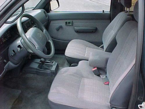 Sell used 1996 Toyota Tacoma LX, 4x4 Xtra Cab Truck, 2.7L 4 Cylinder