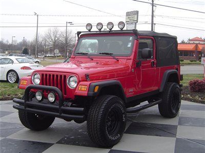 06 jeep wrangler umlimited flame red * lift kit added * soft top * sirius