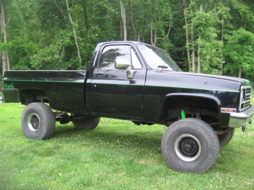 1983 chevy pick up 4x4 lifted
