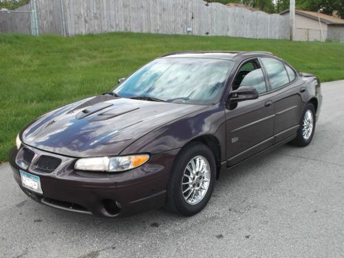 Used Cars Des Moines >> Sell used 2002 PONTIAC GRAND PRIX - 40th Anniversary ... Used Cars Des Moines >> Sell used 2002 PONTIAC GRAND PRIX - 40th Anniversary ...