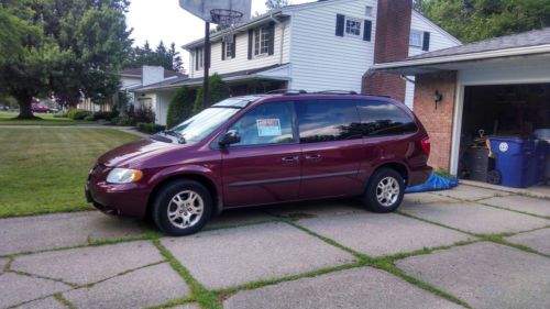 2002 dodge grand caravan sport mini passenger van 4-door 3.3l