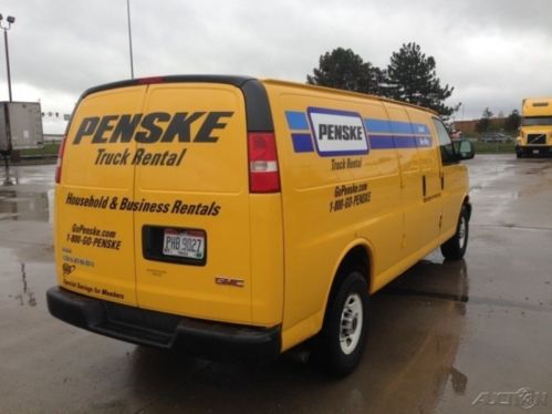 Penske Used Trucks - unit # 582699 - 2010 GMC Savana 3500, image 3