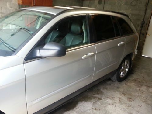 2005 silver chrysler pacifica touring**fully loaded**nav*dvd*low miles