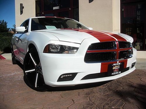 2013 dodge charger 3.6 liter 22&#034; wheels &amp; tires white red racing stripes wing 13