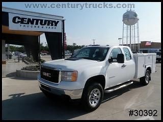 3500 duramax diesel extended cab 8&#039; royal service body utility - we finance!