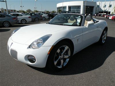 2007 pontiac solstice convertible white  *low miles* one owner!!! automatic fl