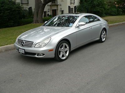 Cls500 low miles perfect carfax  nav h seats r sunshade 1 owner
