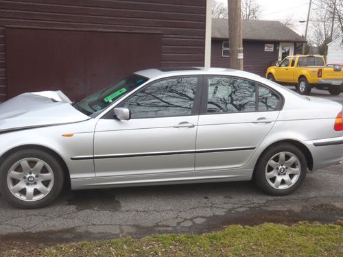 2002 bmw 325i (110k miles, automatic) salvage, parts, rebuild or repair wrecked