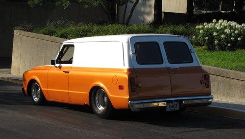 1970 chevy custom panel truck