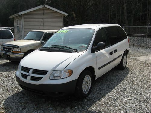 2006 dodge caravan base mini cargo van 4-door 3.3l c/v not chevy or ford