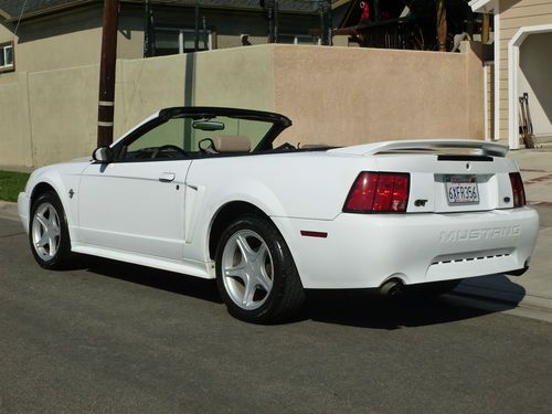 1999 ford mustang gt convertible 2-door 4.6l