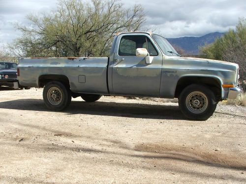 1986 chevy custom 3/4 ton pickup 100% rust-free