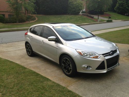 2013 ford focus se, 1,200 miles, immaculate, hard to find, save $$$ vs. new