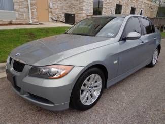 2006 325i 3.0l i6 auto sunroof one owner only 68k miles extremely nice